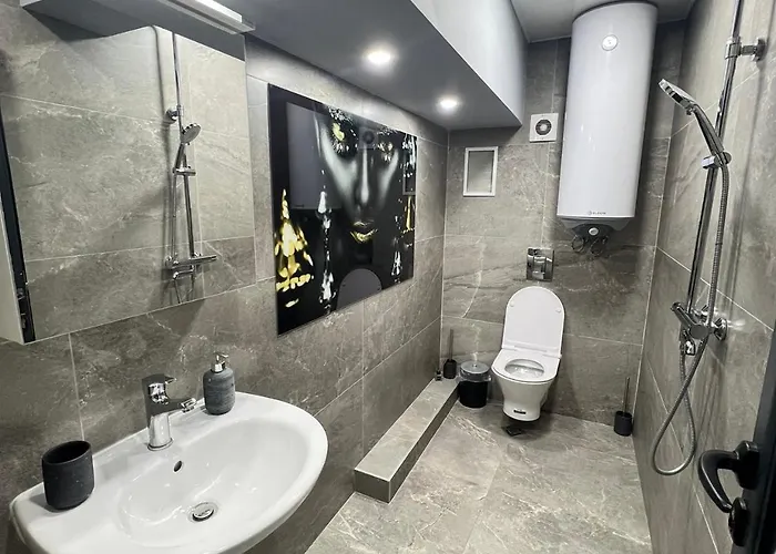 Nj Modigliani Style Apartment *